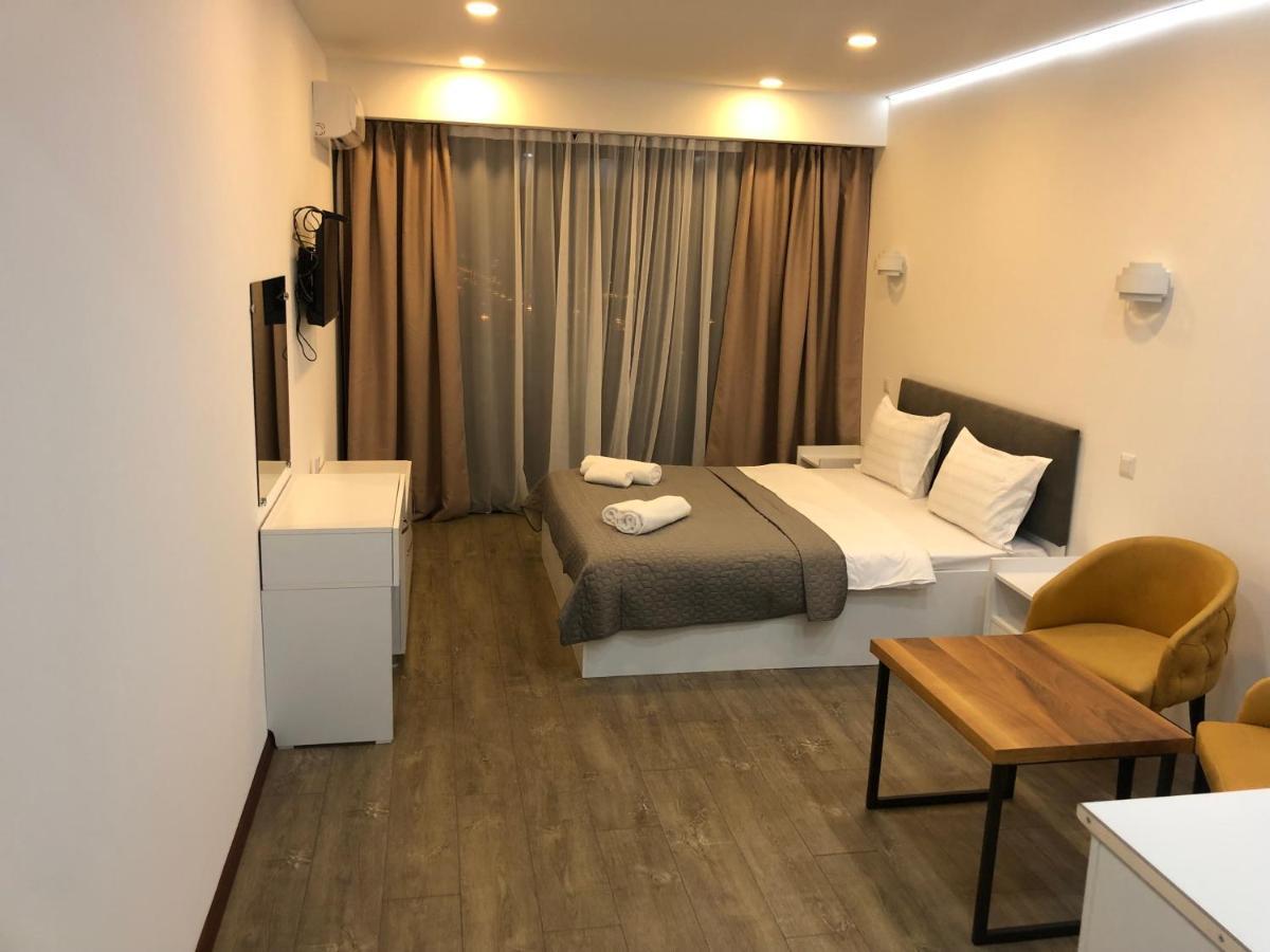 Panorama Beach Tower Batumi Exterior photo
